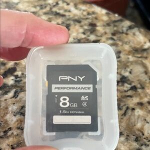 Brand New PNY 8GB SD Card - Black